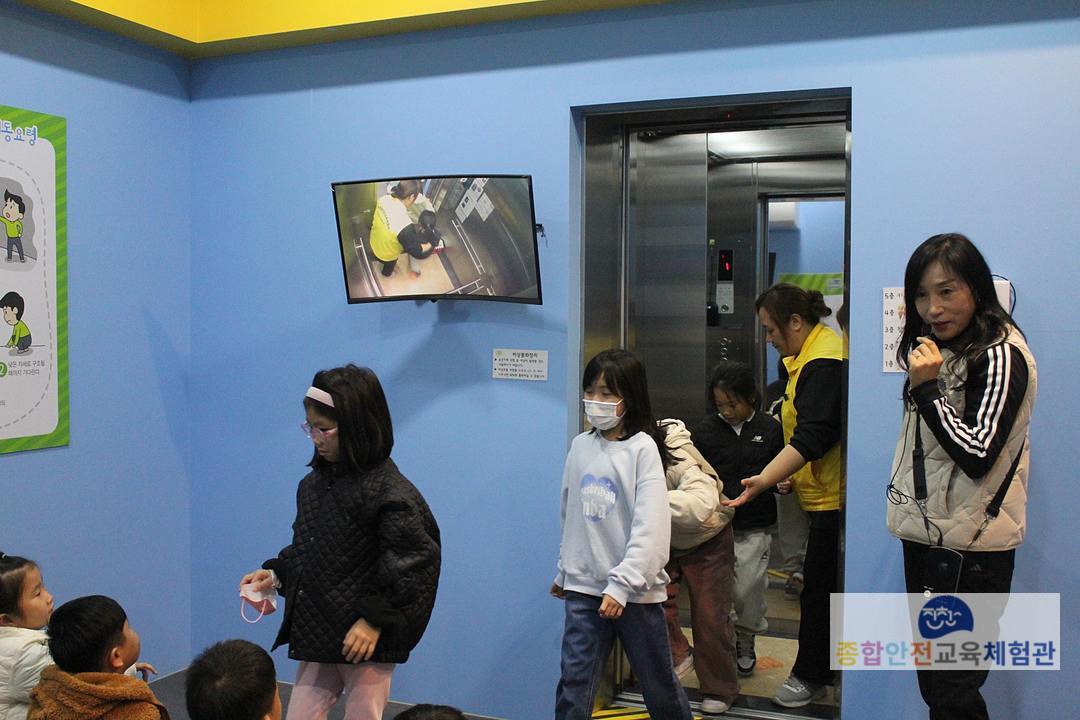 IMG_0111_-_복사본.jpg