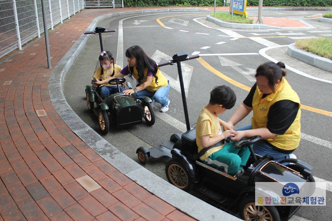 IMG_0043_-_복사본.jpg